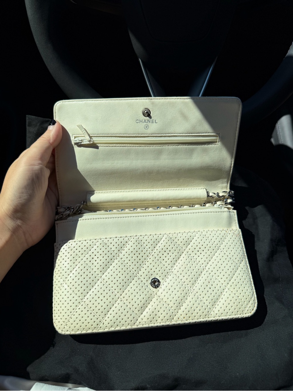 CHANEL White Perforated Quilted Leather Chain Flap Shoulder Bag - Picture 3 of 8